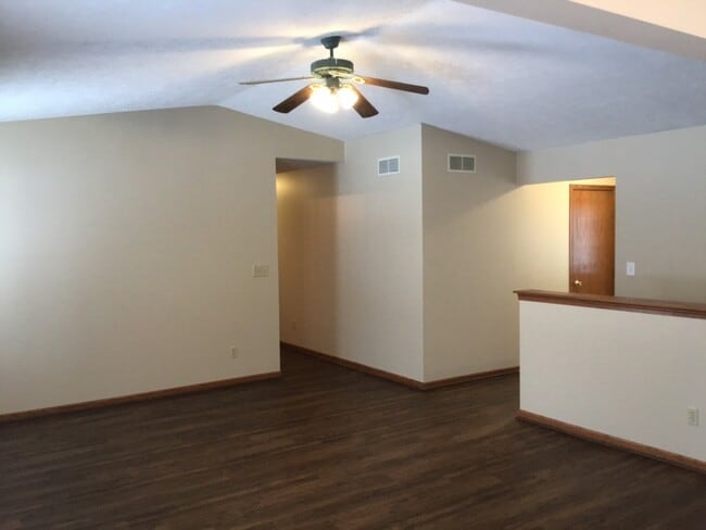 Building Photo - 10284 Pinesap Pl