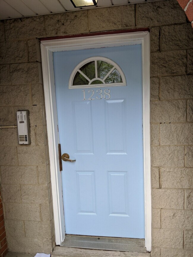 Fresh front door with Buzzer system - 1238 N Cleaver St