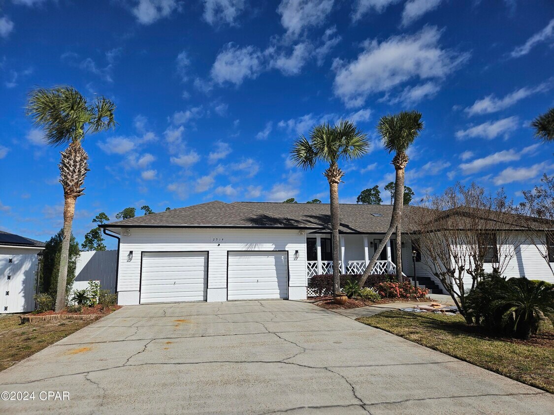 Foto principal - 2914 Kings Harbour Rd