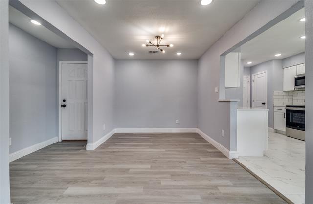 Building Photo - 1502 Staple Dr