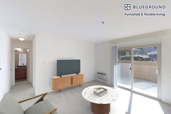 Foto del edificio - 1600 Villa St