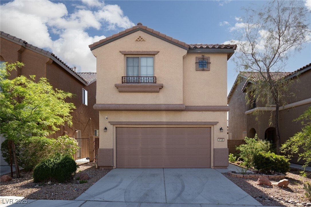 Foto principal - 4728 Killington St