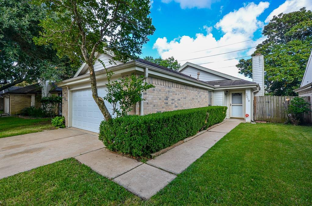 Foto principal - 2019 Highland Hills Dr