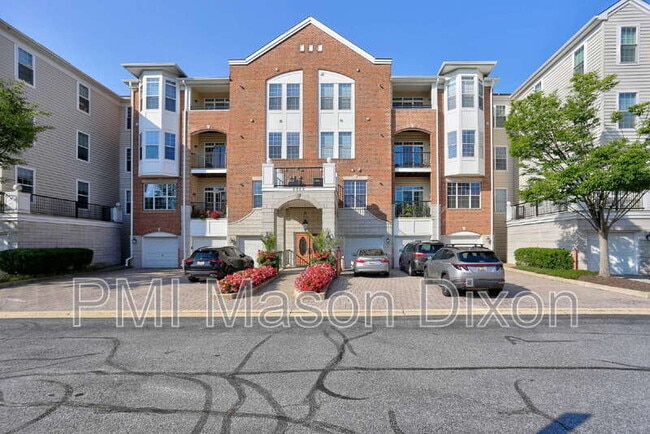 Building Photo - 5920 Great Star Dr