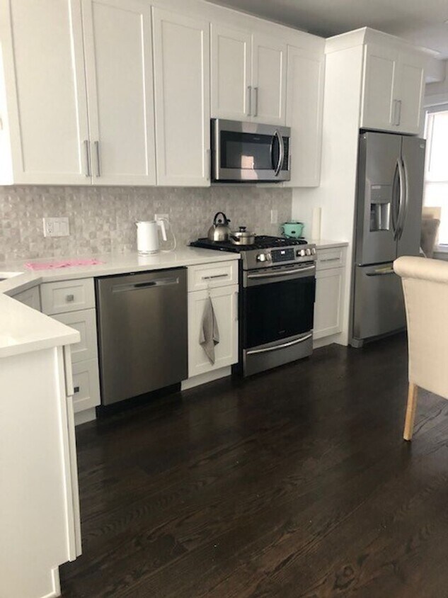Foto principal - Desirable Brookline Location at Cleveland ...
