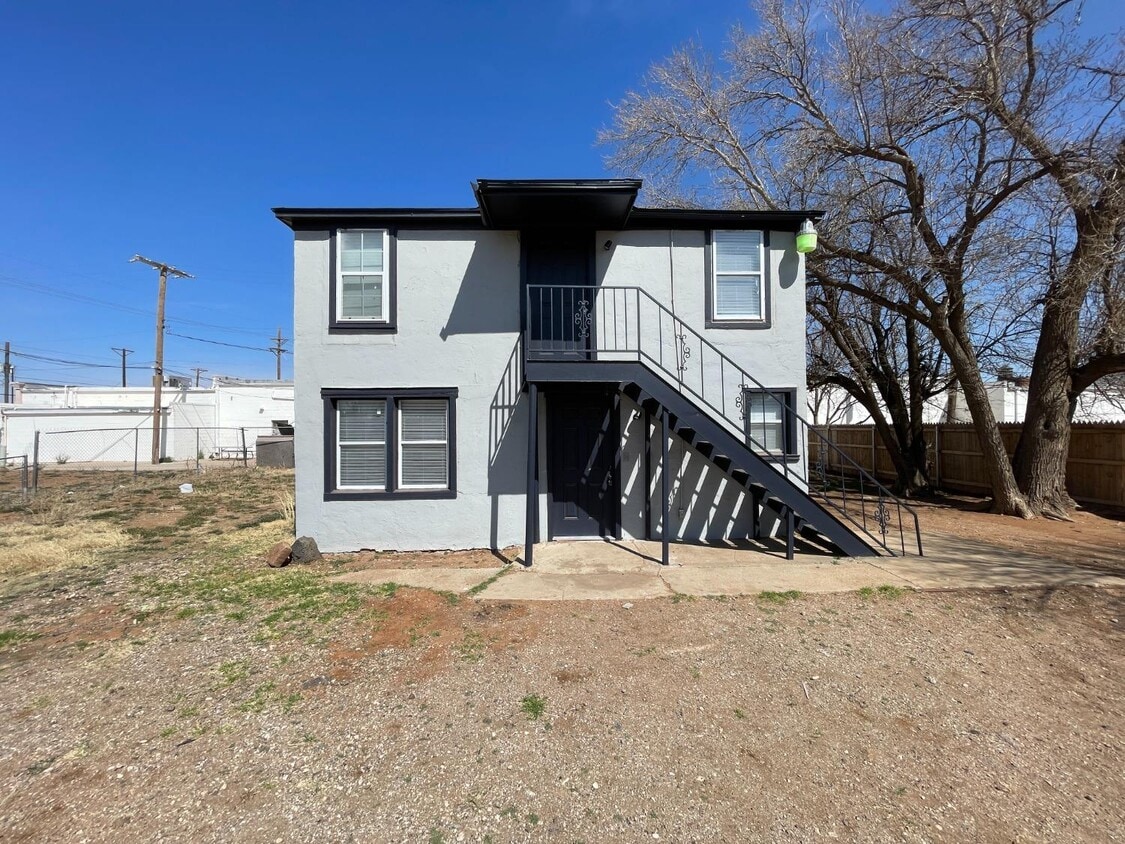 714 29th St, Lubbock, TX 79404 Townhome Rentals in Lubbock TX