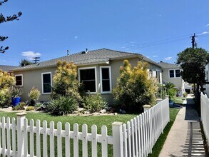 Building Photo - 2458 Ocean Park Blvd