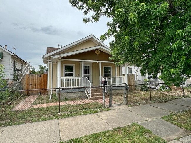 Foto del edificio - 4675 Sherman St