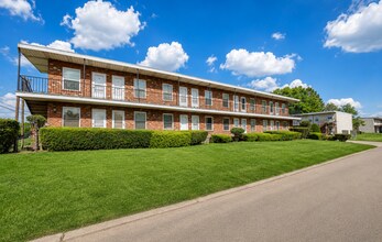 Building Photo - 794 Anderson Ave