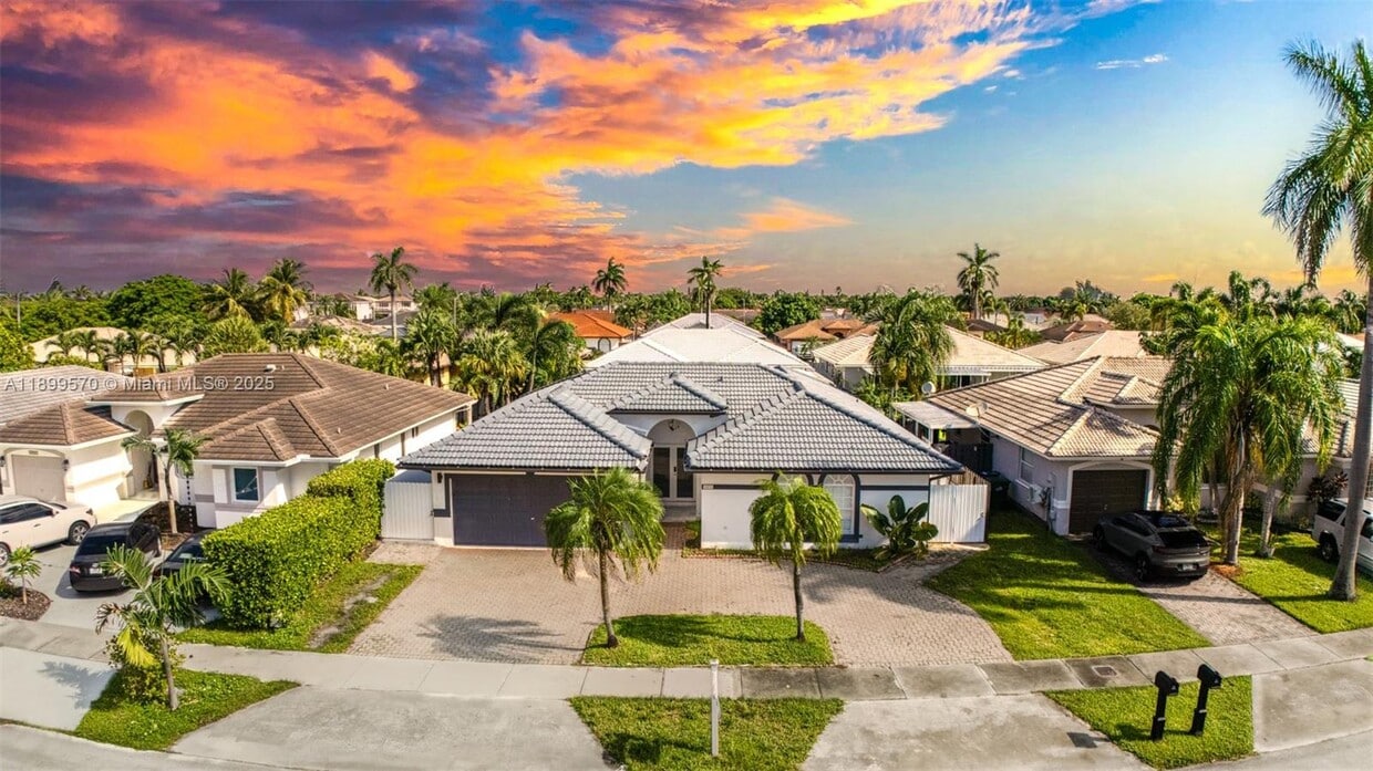 Foto principal - 14859 SW 177th Terrace