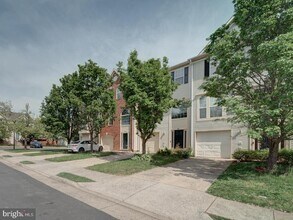 Building Photo - 8241 Humphrey Ln