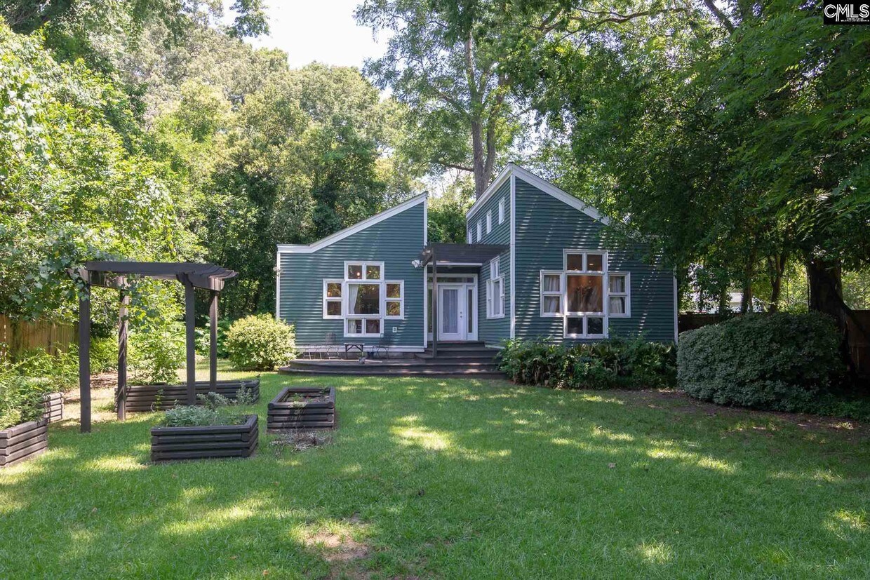 Foto principal - 2715 Lee St