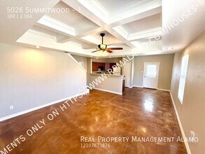 Building Photo - 5026 Summit Wood