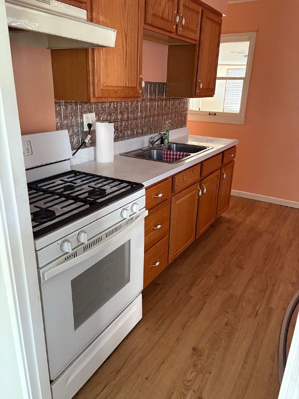 Building Photo - 909 Idlewild Dr