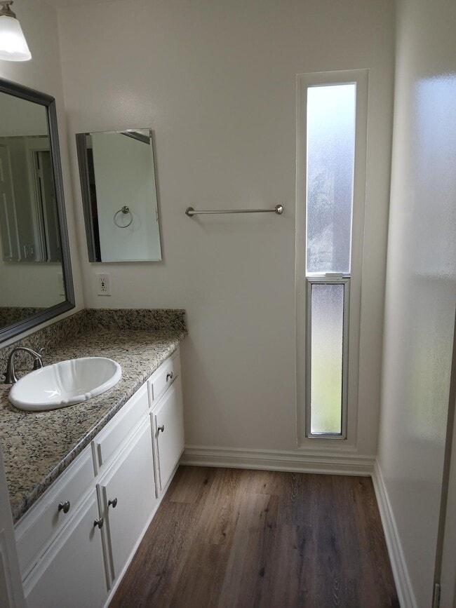 Building Photo - 837 Amigos Way