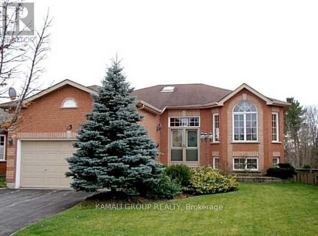 Photo principale - 73 Silver Maple Crescent
