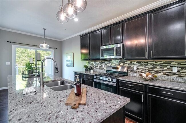 Foto del edificio - 512 Isabella Ct