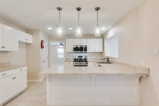 Foto del edificio - 8611 Hanford Dr