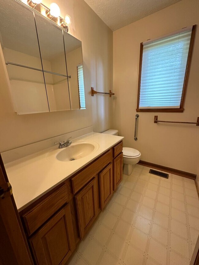 Foto del edificio - 14315-14317 W Heather Ln