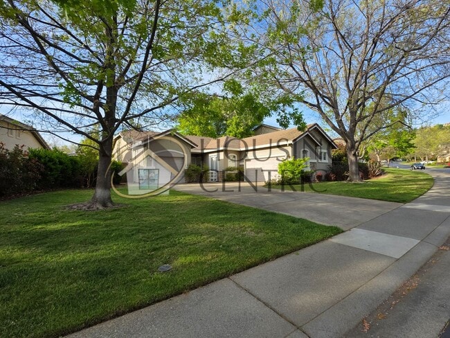 Foto del edificio - Beautiful Single Story Rental in Gated Serrano Community!