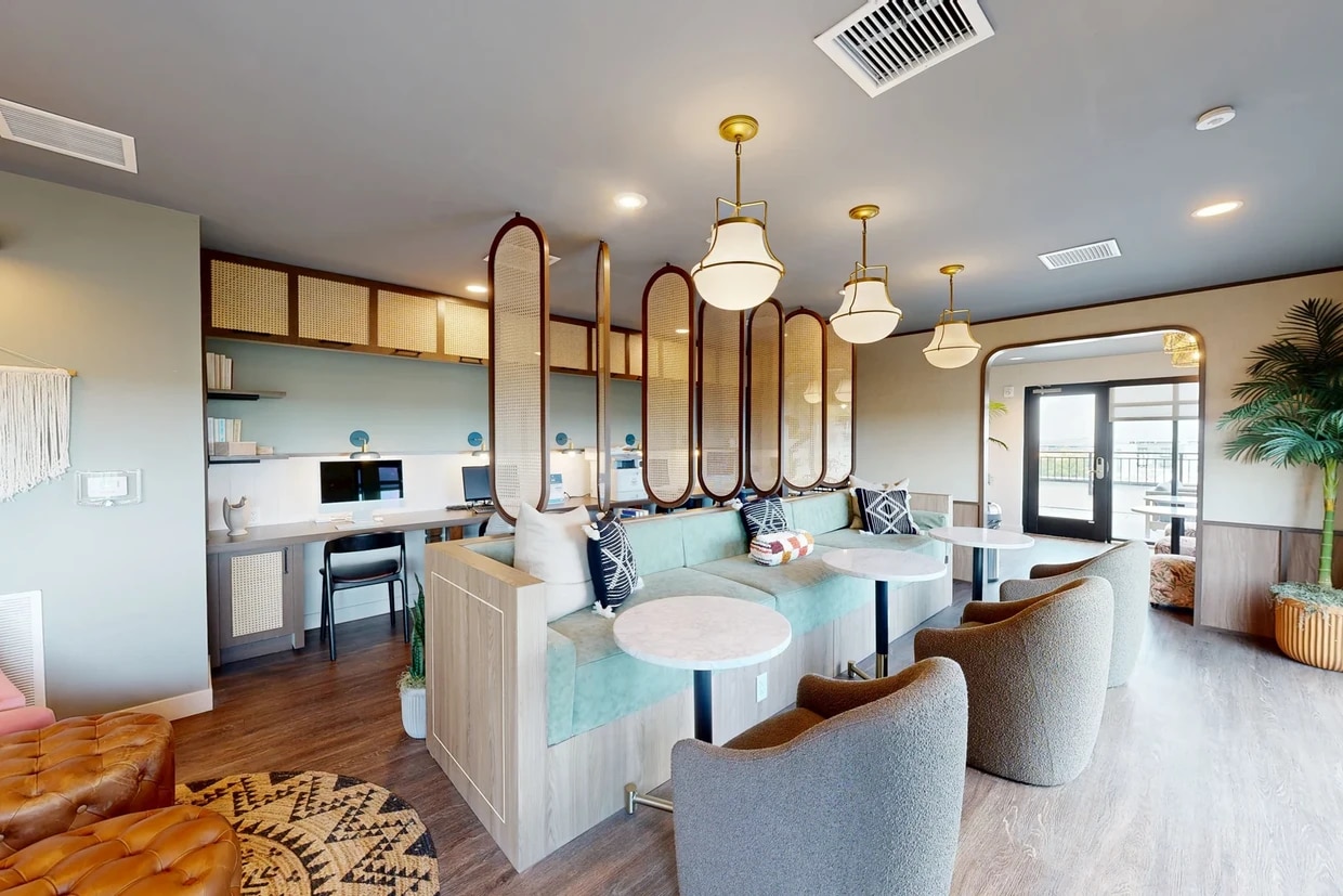 Photo - Student | Nine31 Apartments
