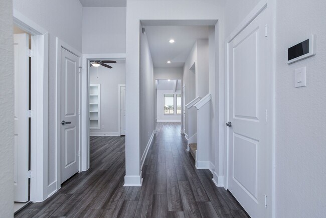 Foto del edificio - 7603 Coral Lk Dr