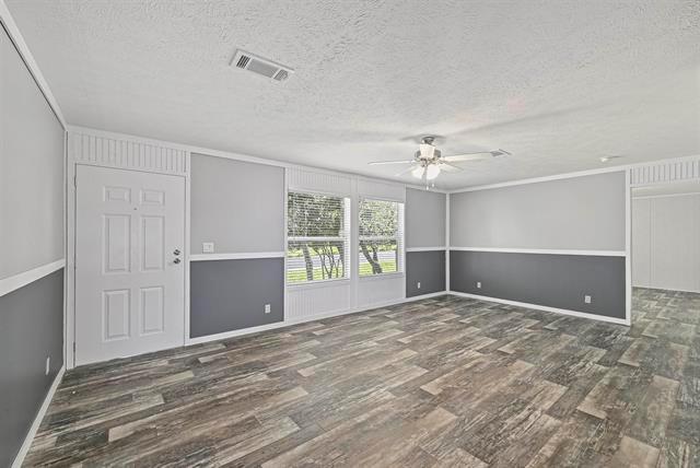 Building Photo - 2702 Gazelle