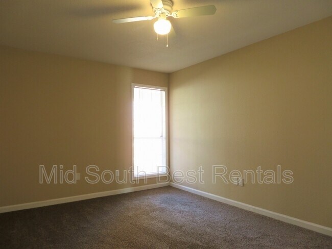 Foto del edificio - 3790 Deer Forest Dr