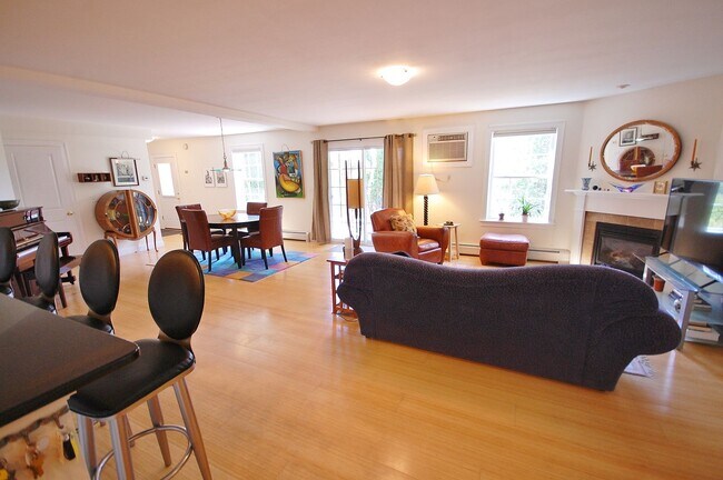 Foto del edificio - 24 Overlook Dr., Westbrook