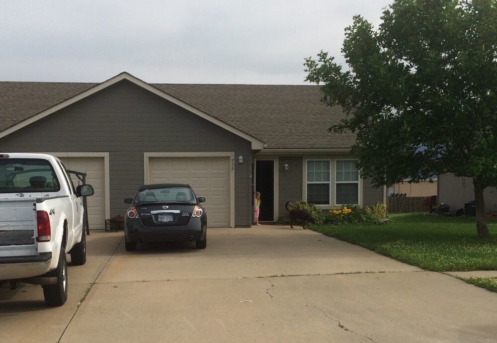 Foto principal - 758 Pinewood St