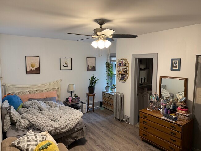 Foto del edificio - 719 Park Ave