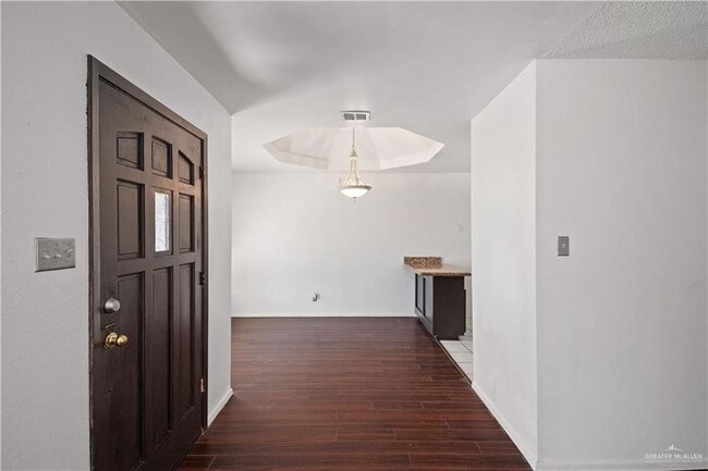 Building Photo - 2419 N 28th St