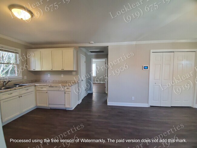 Foto del edificio - 608 Hugh St