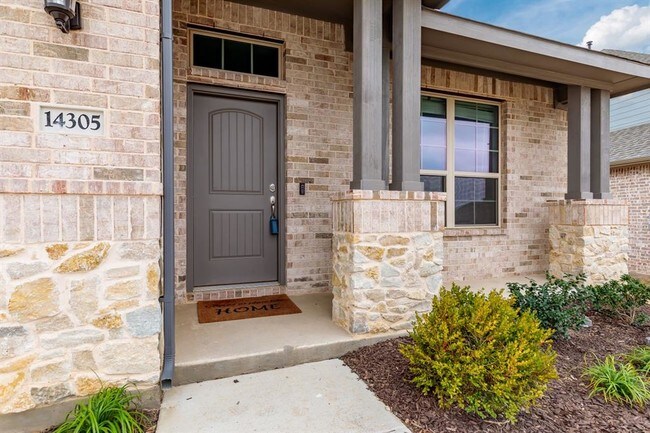 Foto del edificio - 14305 Tupper Trail