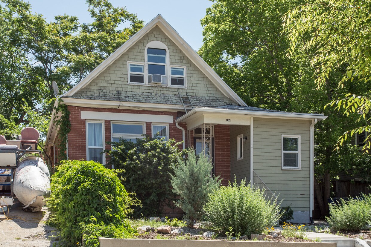 Primary Photo - 174 P St