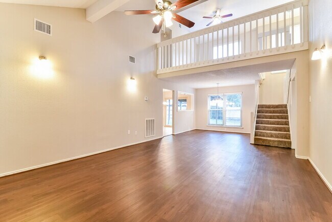 Foto del edificio - 17103 Spruce Run Dr