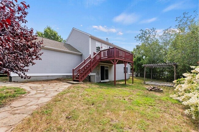 Foto del edificio - Lovely 3 Br / 2 Ba Home in Plymouth