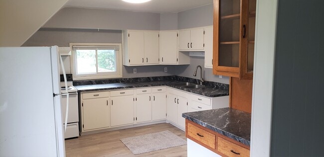 Foto del edificio - 116 N 2nd St