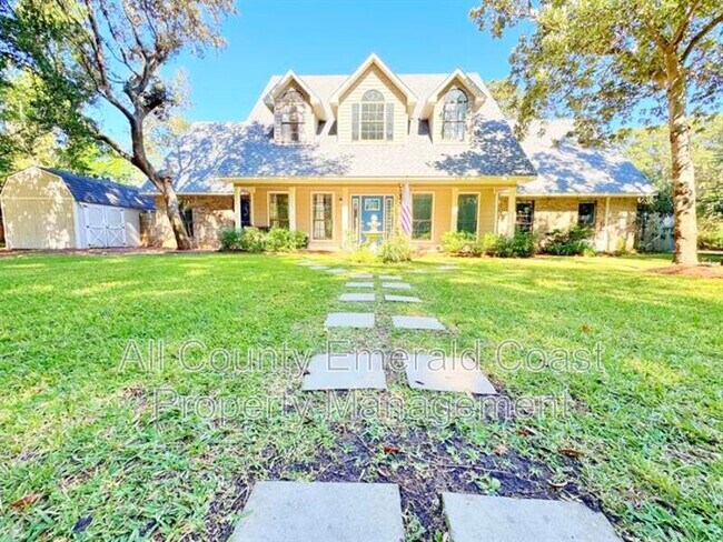 Foto del edificio - 805 Harbor Ln