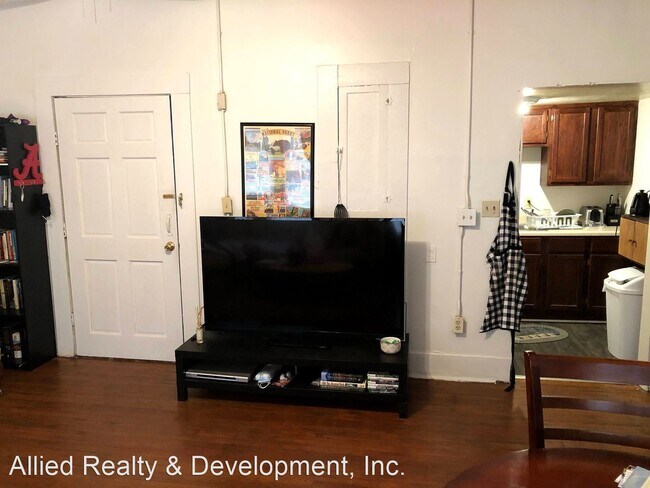 Foto del edificio - 1 br, 1 bath Apartment - 819 17th Avenue A...