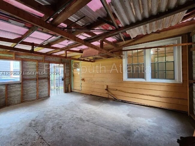 Building Photo - 2485 Spring Garden Dr SW