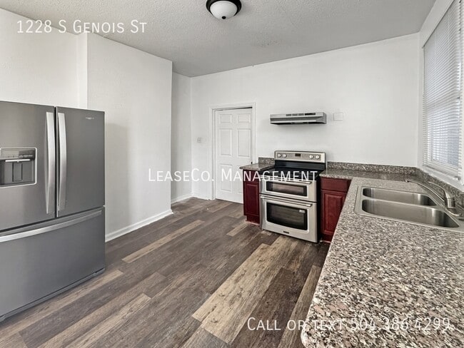 Building Photo - 1228 S Genois St