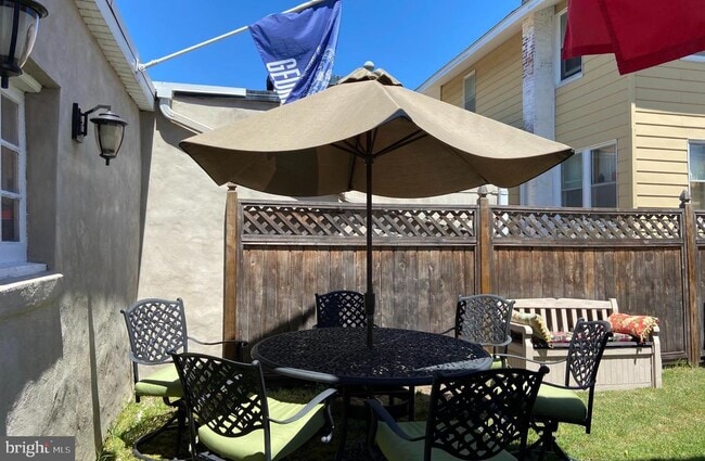 Foto del edificio - 7103 Ventnor Ave