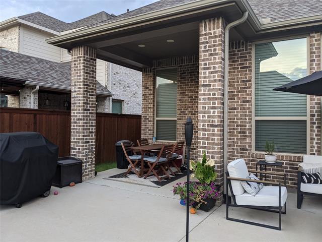 Foto principal - 9209 Terrel St