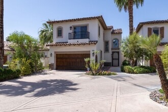 Building Photo - 546 N Indian Canyon Dr