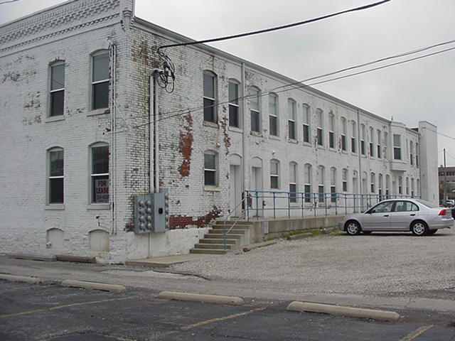 Building Photo - Sanders Flats