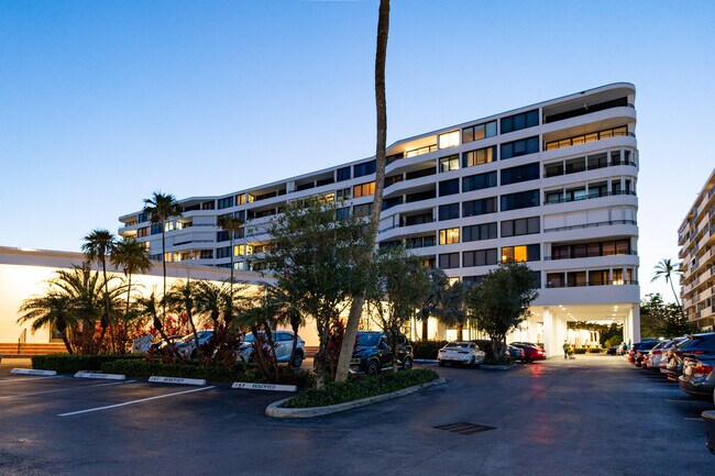 Foto del edificio - 3589 S Ocean Blvd
