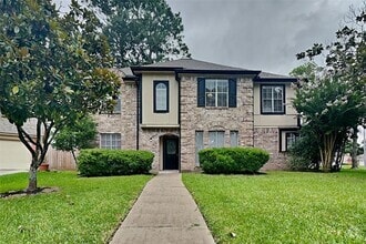 Building Photo - 11942 Hillbrook Dr