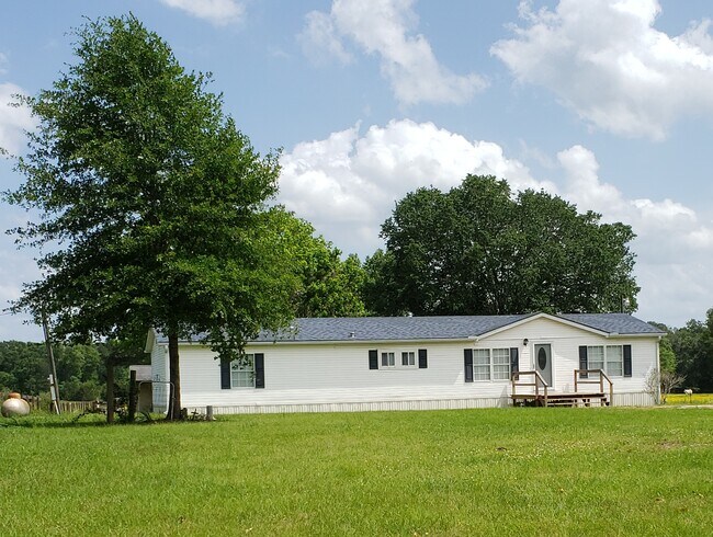 Front - 4411 FM 2693 Rd W