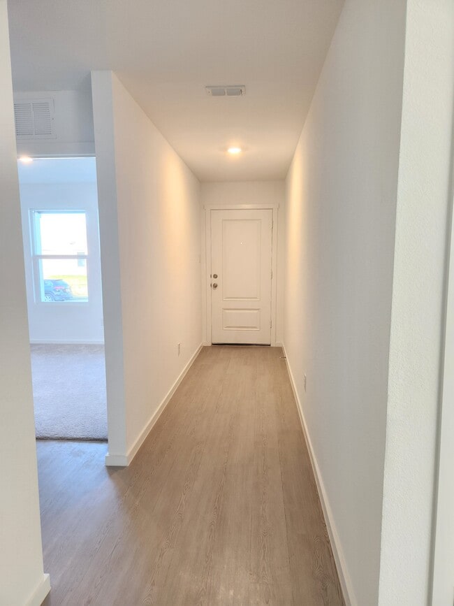 Vestíbulo - 302 Asterwood Ln